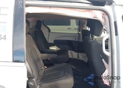 2024 Chrysler Voyager Lx из США, поврежденный, VIN 2C4RC1CG3RR152905